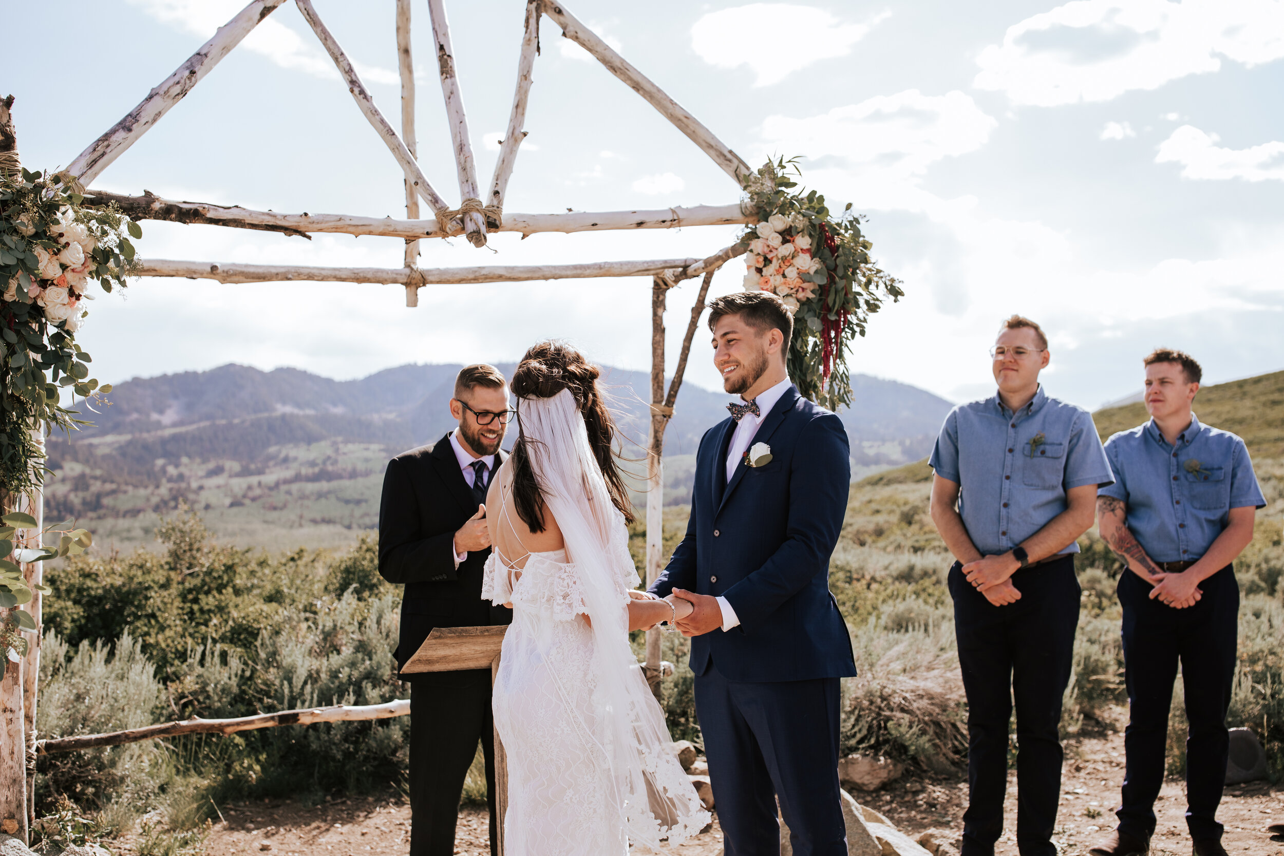 Park City Utah wedding photographer bride and groom first dance Utah elopement photographer mountain wedding #utahphotographer