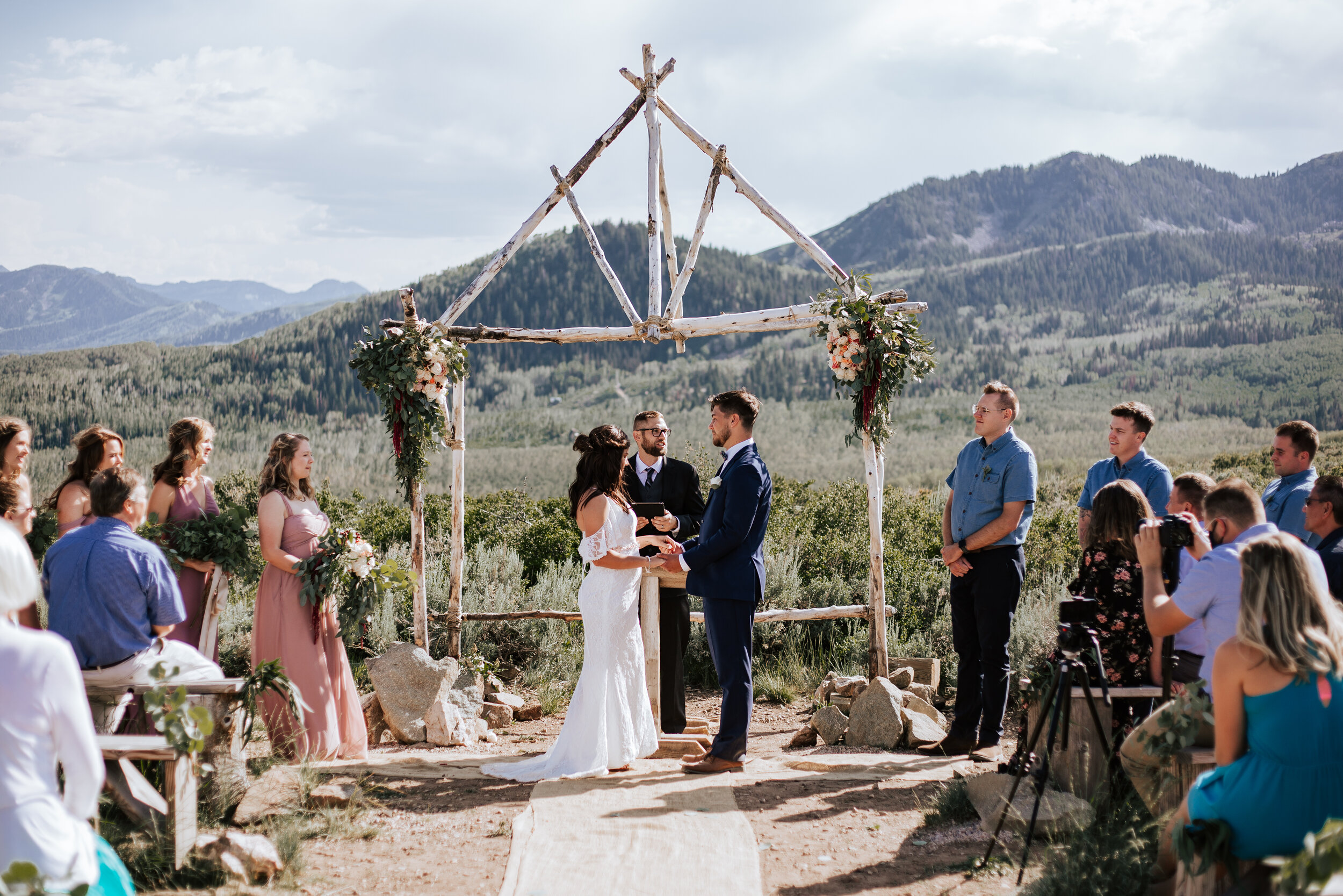 Park City Utah wedding photographer bride and groom first dance Utah elopement photographer mountain wedding #utahphotographer small intimate wedding