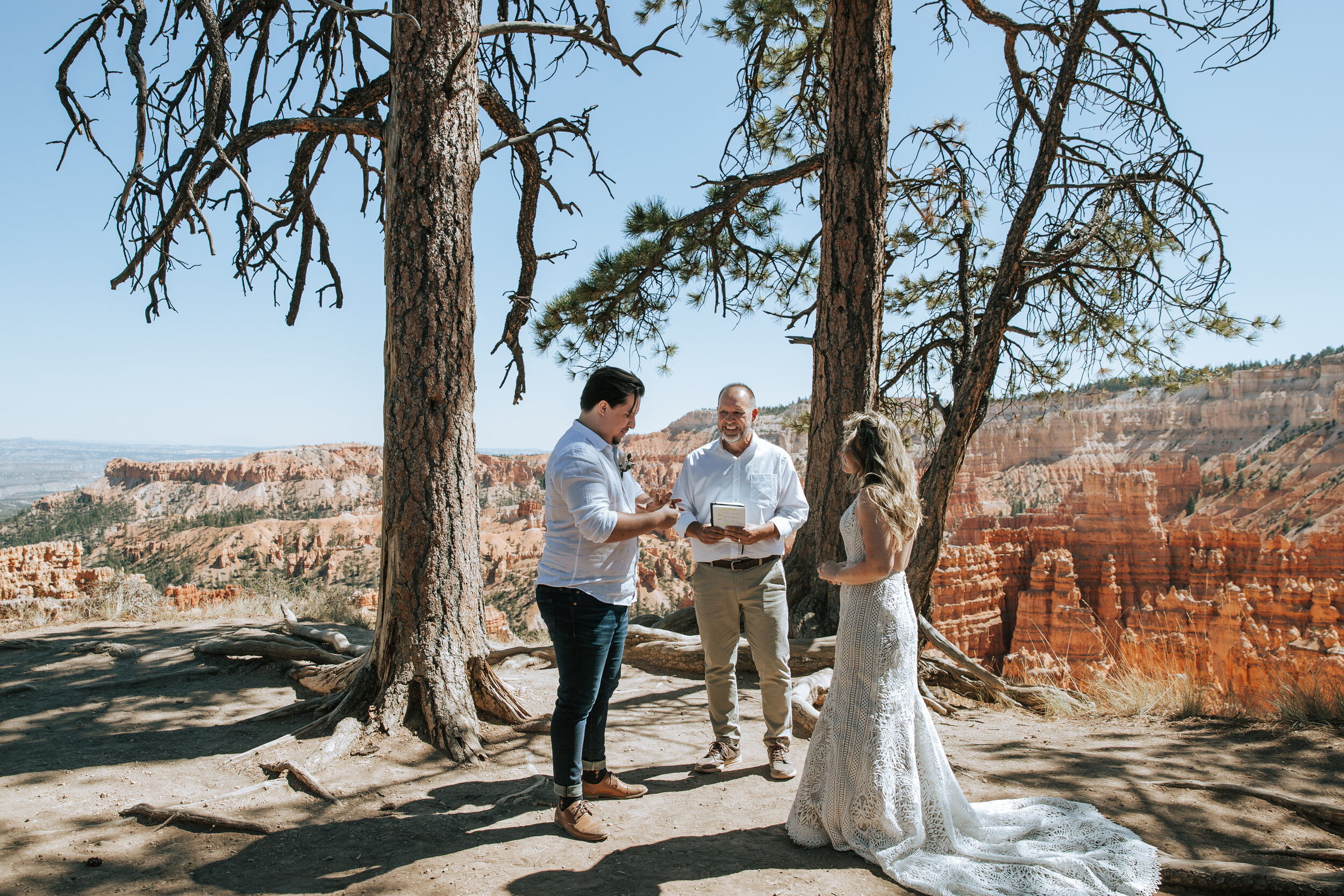 Bryce Canyon National Park wedding photographer southern Utah elopement photographer Moab elopement Zion wedding photographer #utahphotographer #elopementphotographer red rock wedding