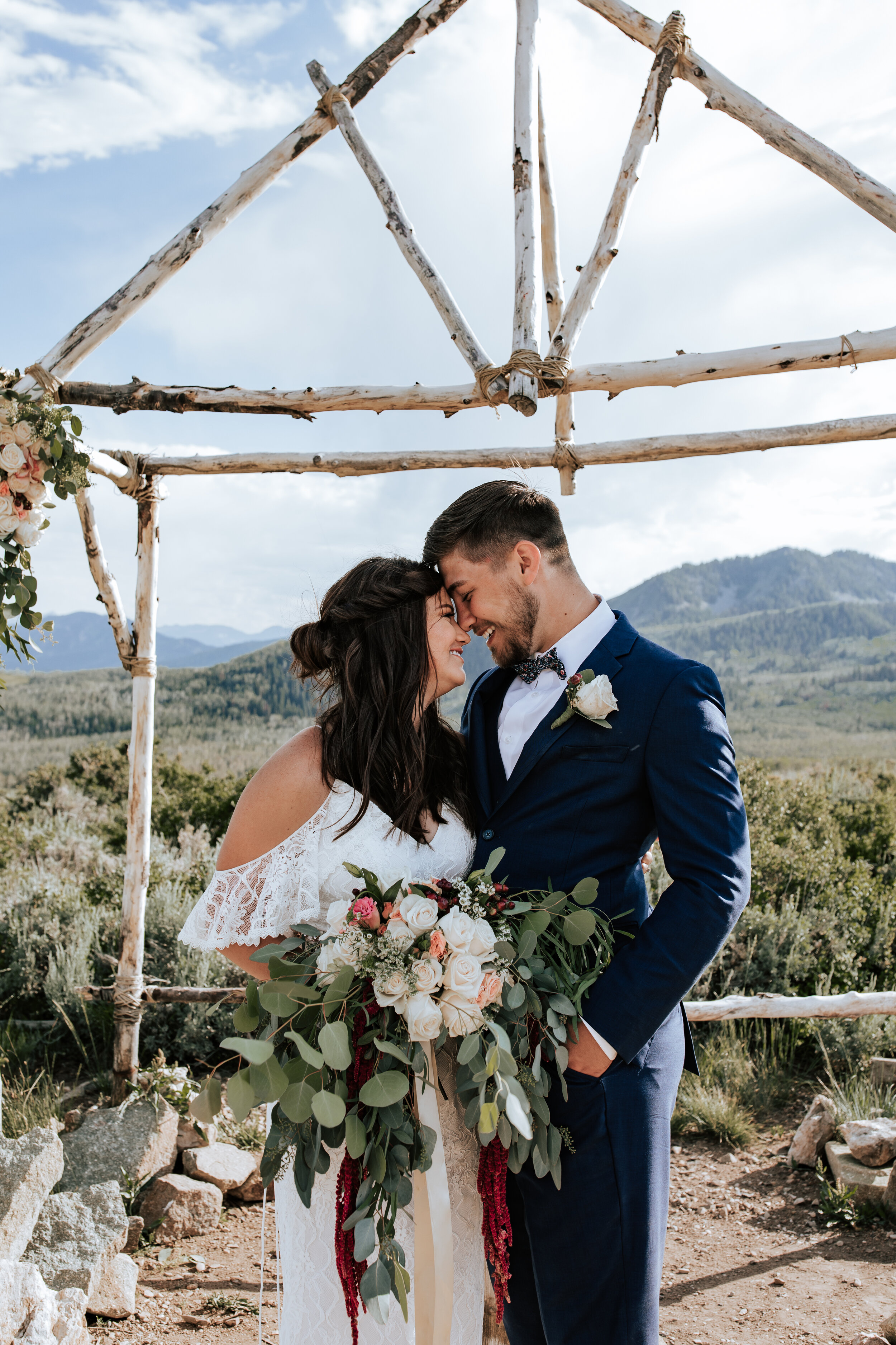 Park City Utah wedding photographer bride and groom first dance Utah elopement photographer mountain wedding #utahphotographer bridesmaids