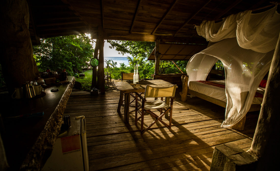 Haggerstone-Beach-House-1140x699.jpg