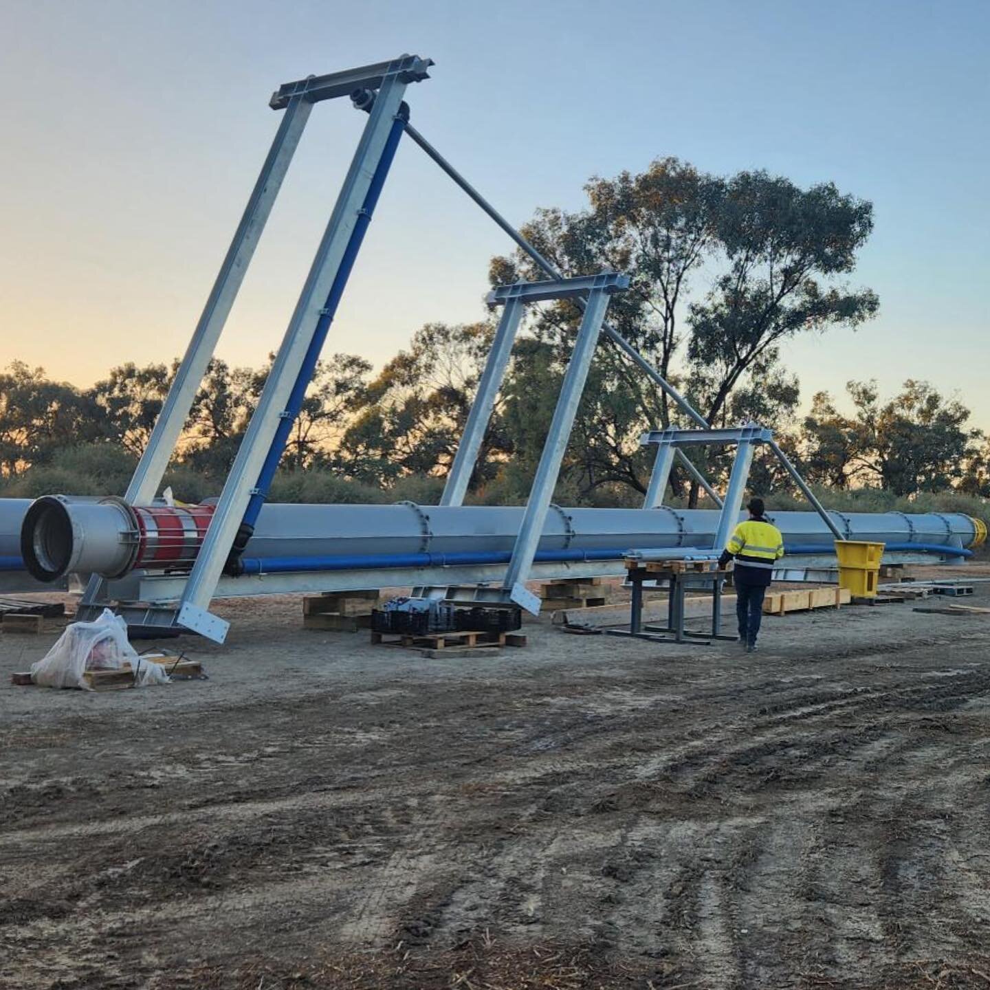 Our Ornel turbine pumps are set and ready to deliver some great work at the Millewa project for @lowermurraywater 
Thanks to our team and the great collaboration we were able to finish up this project!

#manufacturing #engineering #engineer #pump #or
