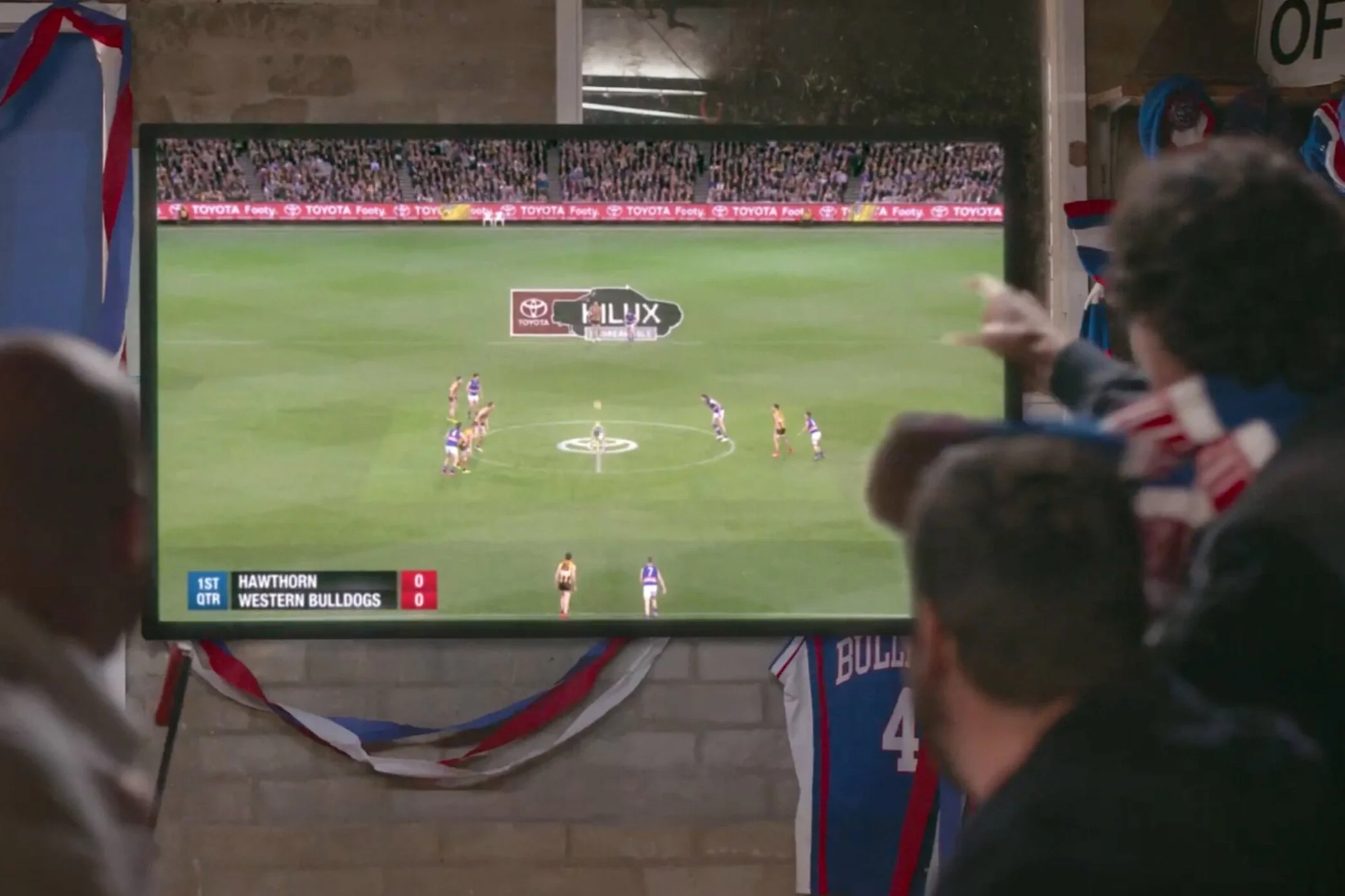 WOOLIES-AFL_3.jpg