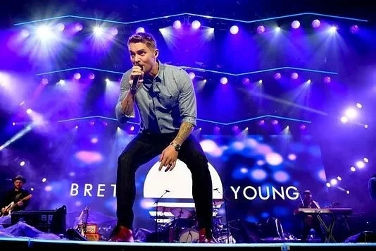 Brett Young 1.jpg