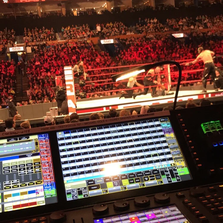 WWE - Raw &amp; Smackdown