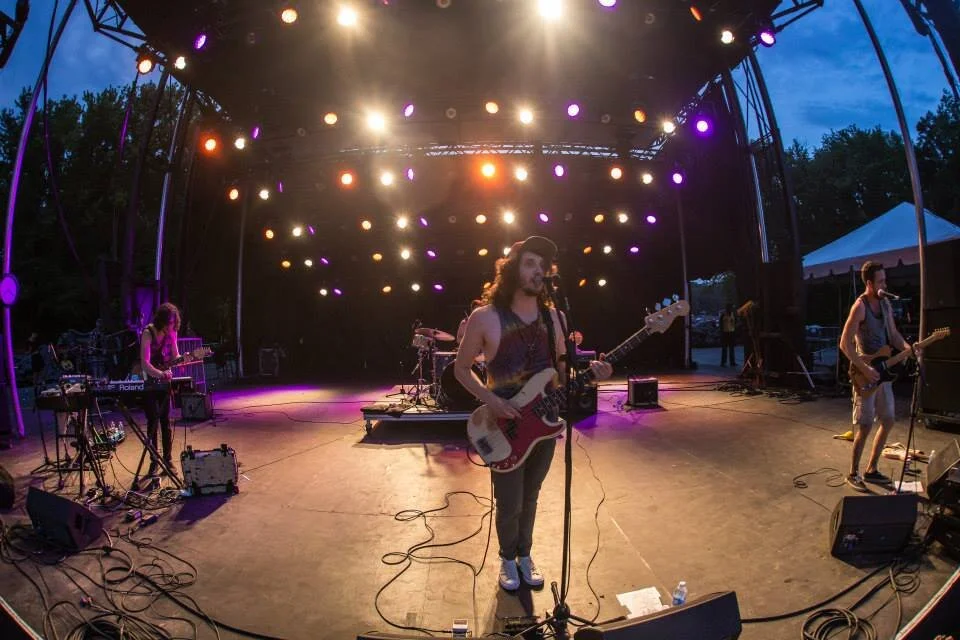 Firefly Porch 2015 2.jpg