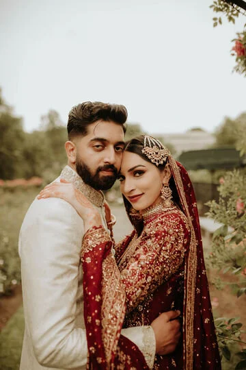 10 Photography Poses Every Indian Muslim Wedding Needs