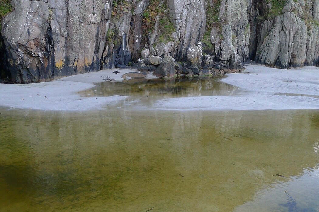  Theatre set in The Erraid Sound 