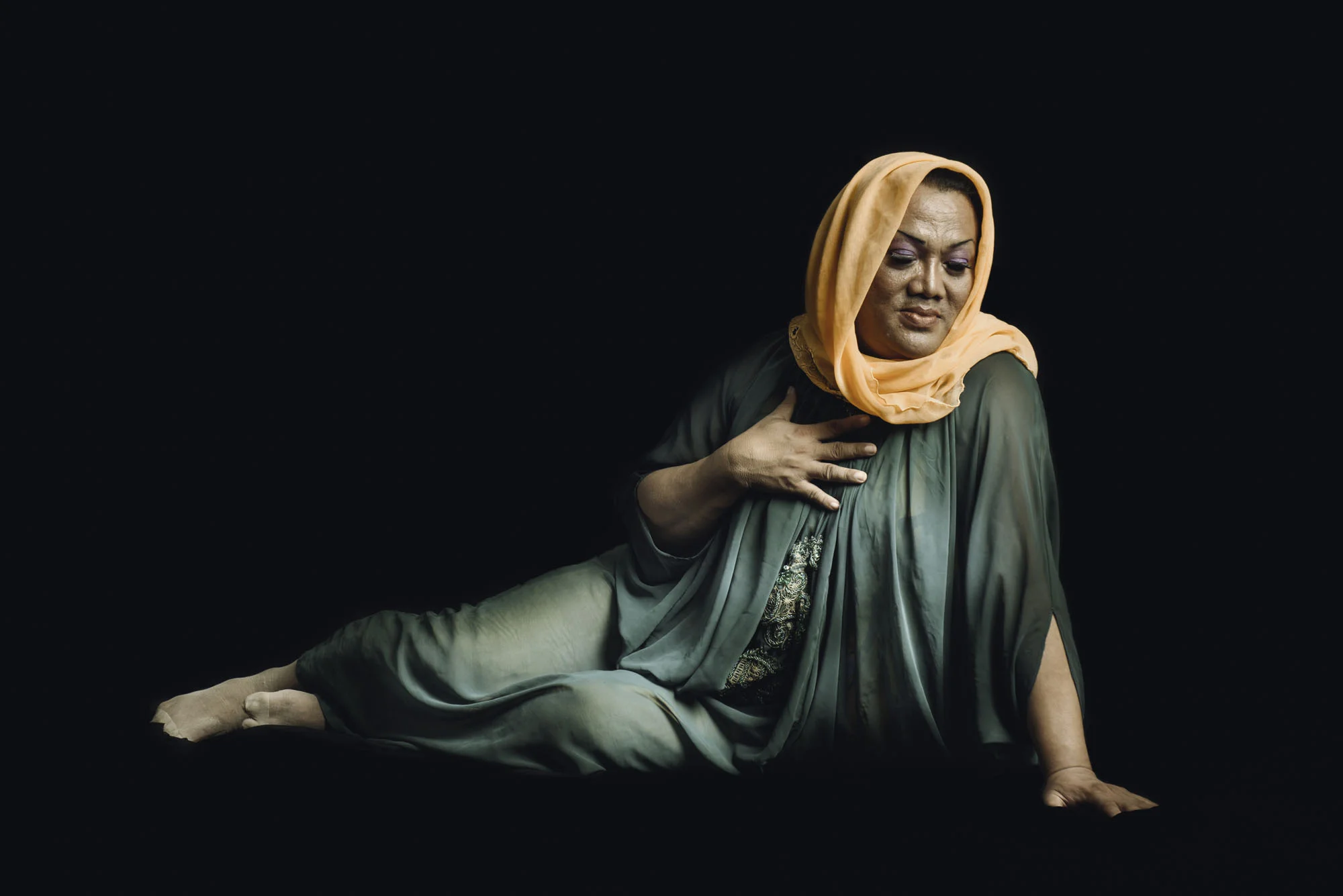 Endang grew surrounded by Islamic education to the point that she had several achievements in Koran recital. As a transgender Muslim, Endang felt studying the Koran is one of her treasured achievement. After she decided to become a transgender, her family and the society shunned her until she find solace in Al-Fatah.