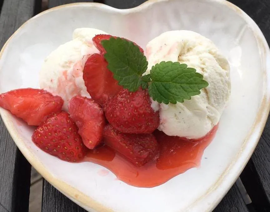 Jordgubbar marinerade i Grand marnier