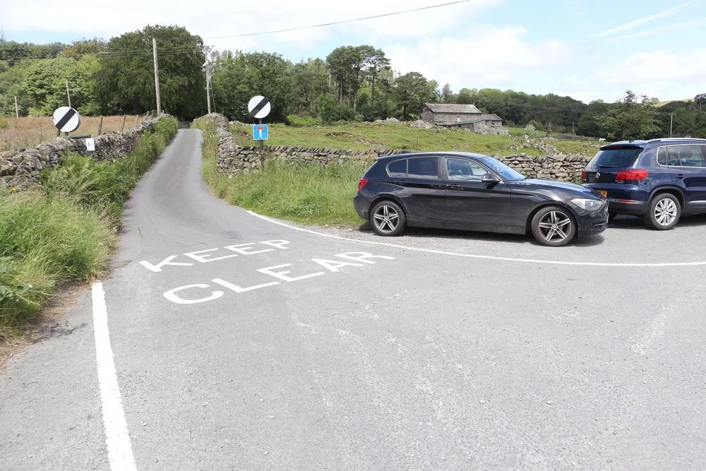 Banishead Quarry & Waterfall (Including Parking & GPX File) — ONE LAKE