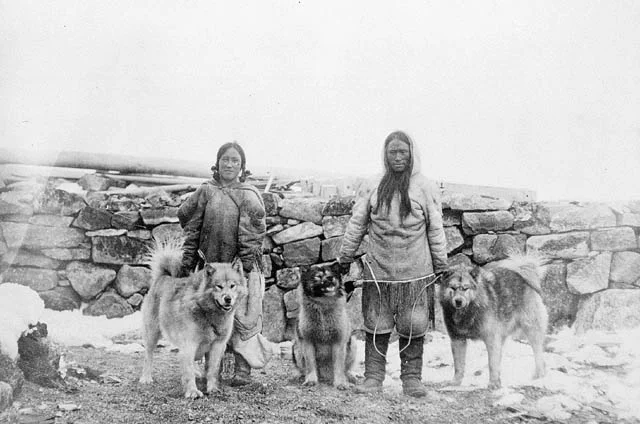 InuitManWoman.jpg