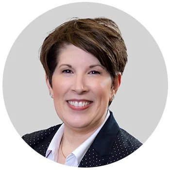 MEET LYNNE