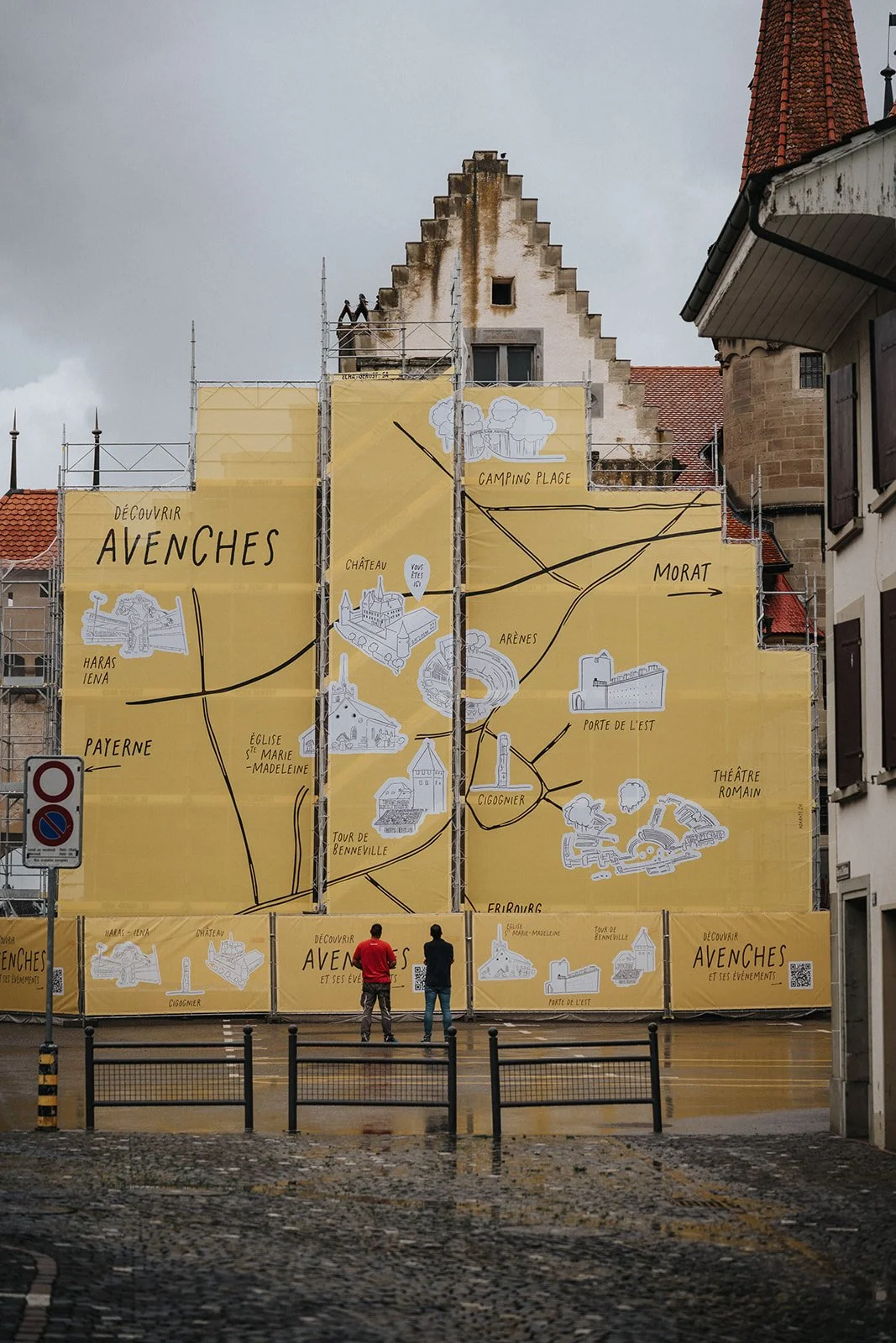 habillage-chantier-chateau-avenches-commune-avenches.jpg