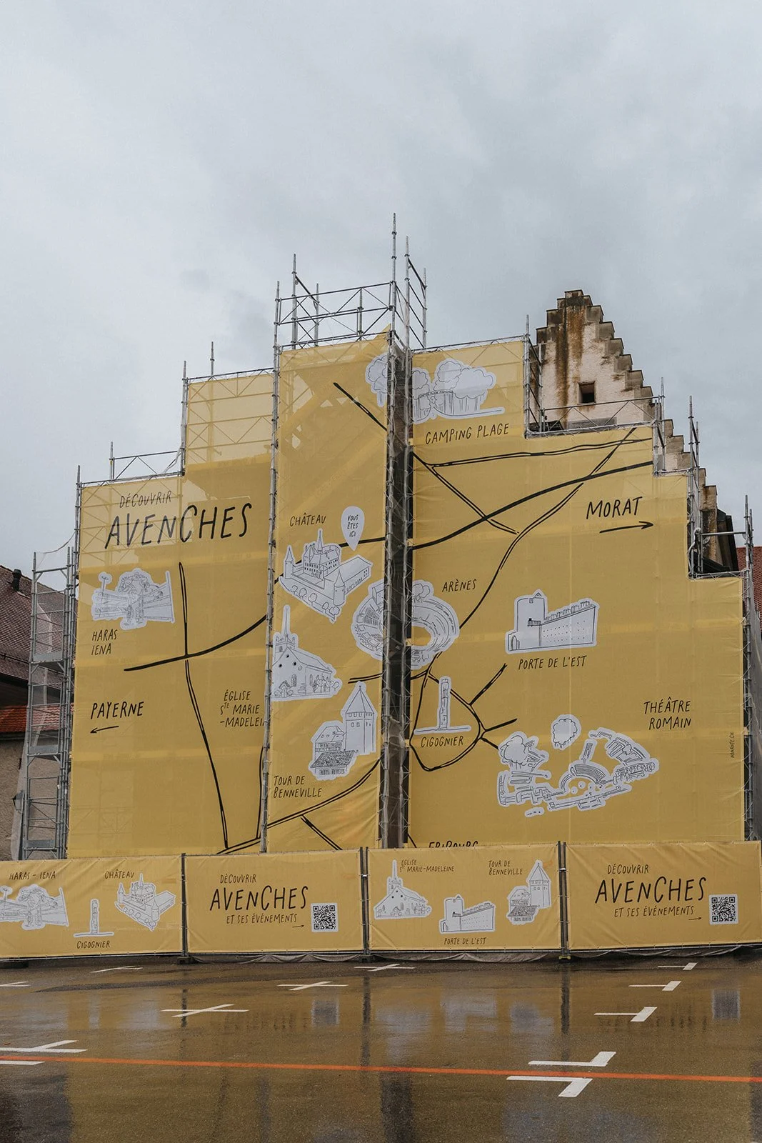 signaletique-touristique-avenches-bache-geante-nonante-ch.jpg