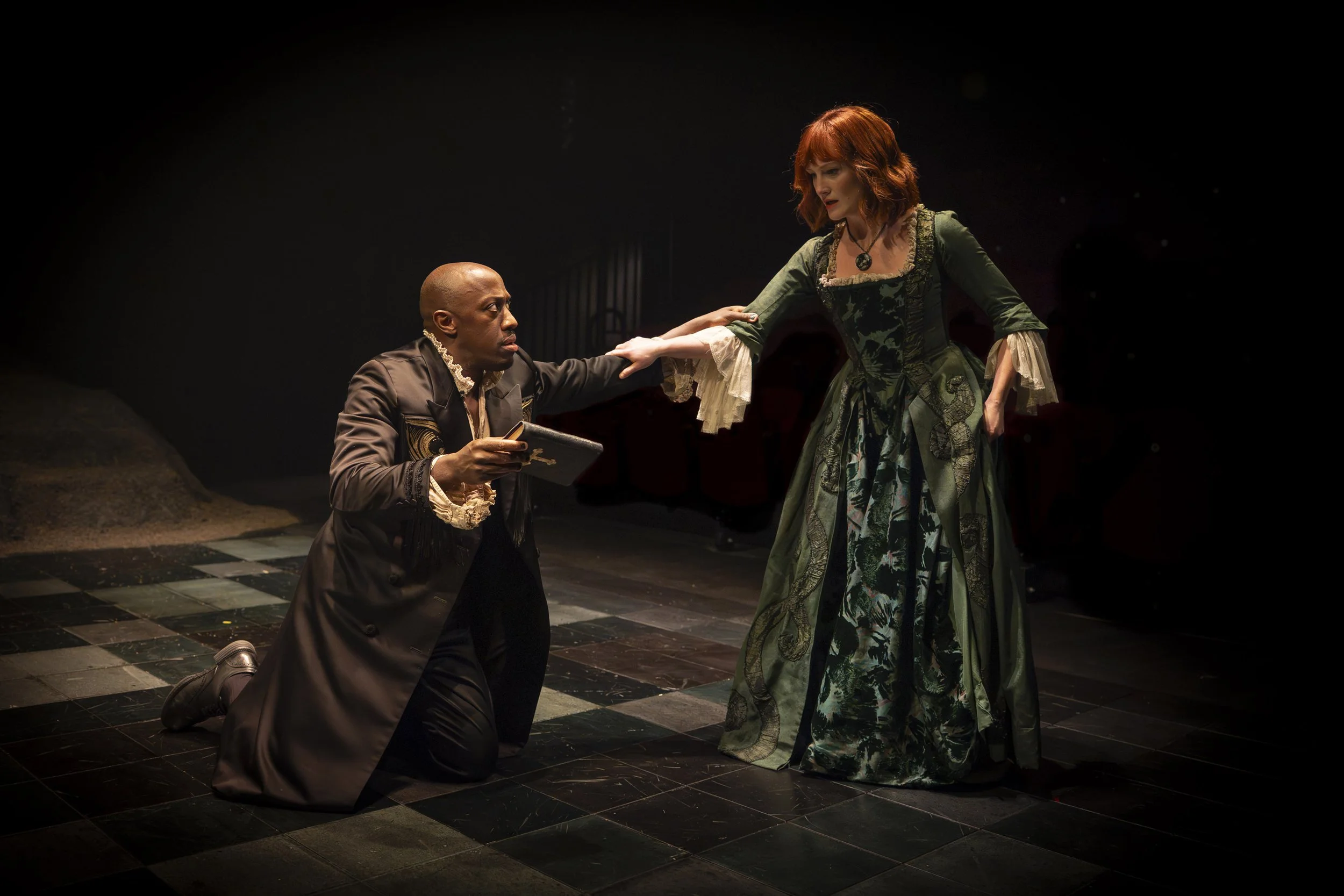 Giles Terera (Hamlet) & Eve Ponsonby (Ophelia) in Hamlet at Chichester Festival Theatre. Photo©Ellie Kurttz 084.JPG