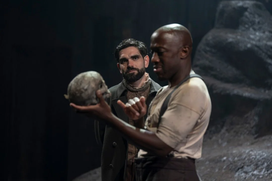 Sam-Swann-Horatio-Giles-Terera-Hamlet-in-Hamlet-at-Chichester-Festival-Theatre.-PhotocEllie-Kurttz_167 (1).jpg