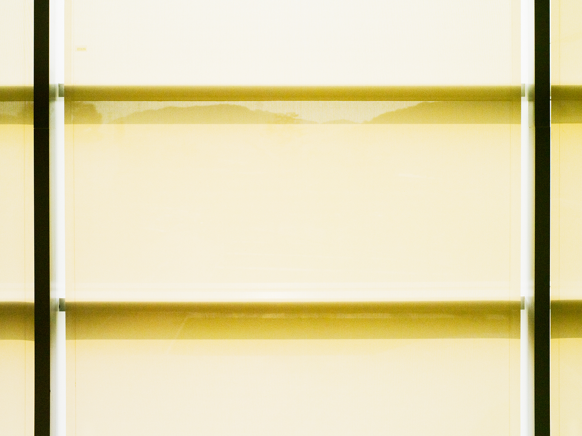   Light Flow : gl, Ie-12   pigment print, diasec,  90 x 120cm, 2014     