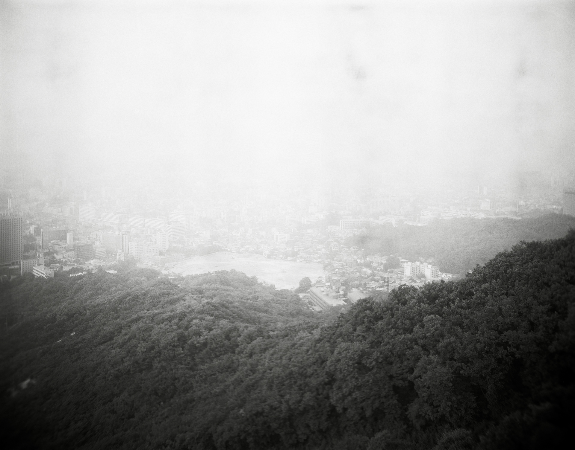 Silent Passage : sp 025 gelatin silver print, framed 47 x 60cm, 1992
