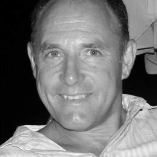 geoff-bw-sq.jpg