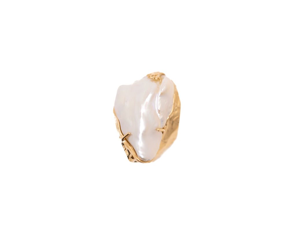 BentonsArtisanGoldJewelry2024HolidayShow026.jpg