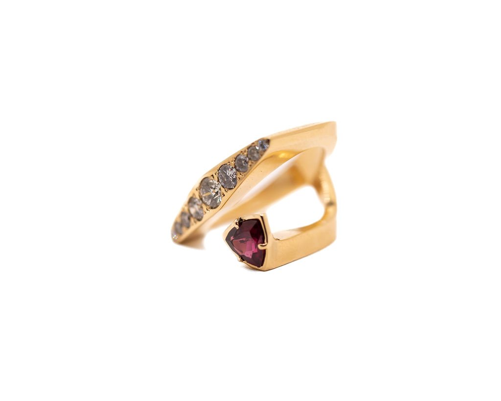 BentonsArtisanGoldJewelry2024HolidayShow022.jpg