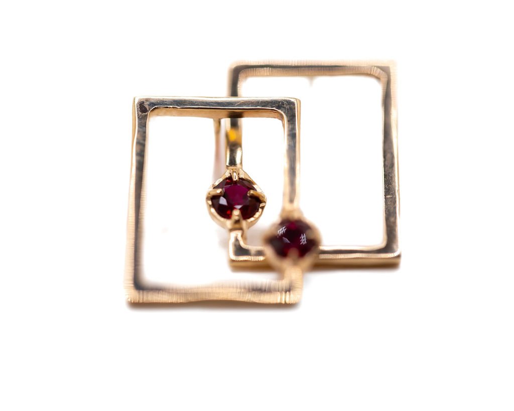 BentonsArtisanGoldJewelryHolidayShow2024217a.jpg