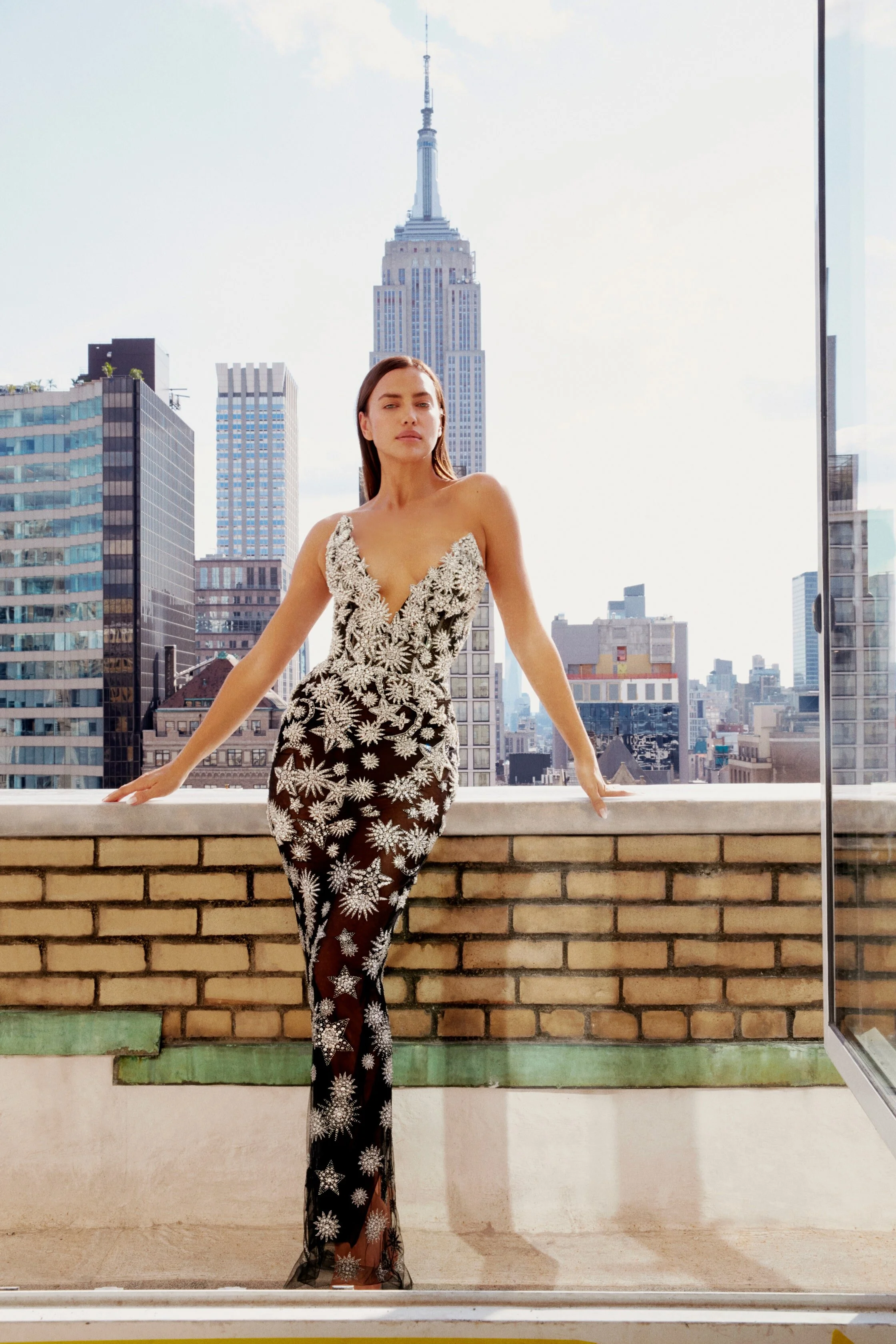 00037-OscardelaRenta-Spring-22-NewYork-credit-brand.jpeg
