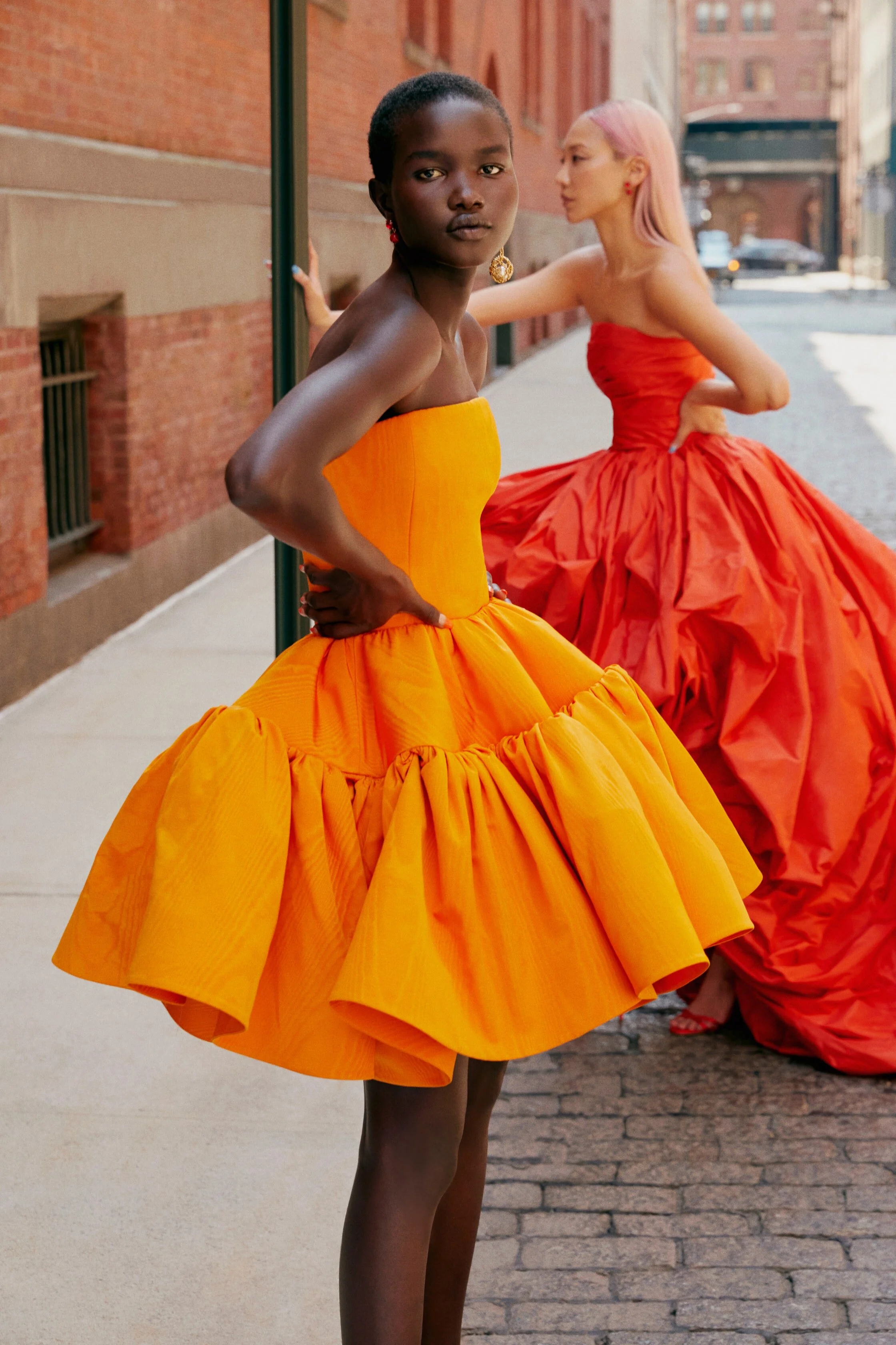 00028-OscardelaRenta-Spring-22-NewYork-credit-brand.jpeg
