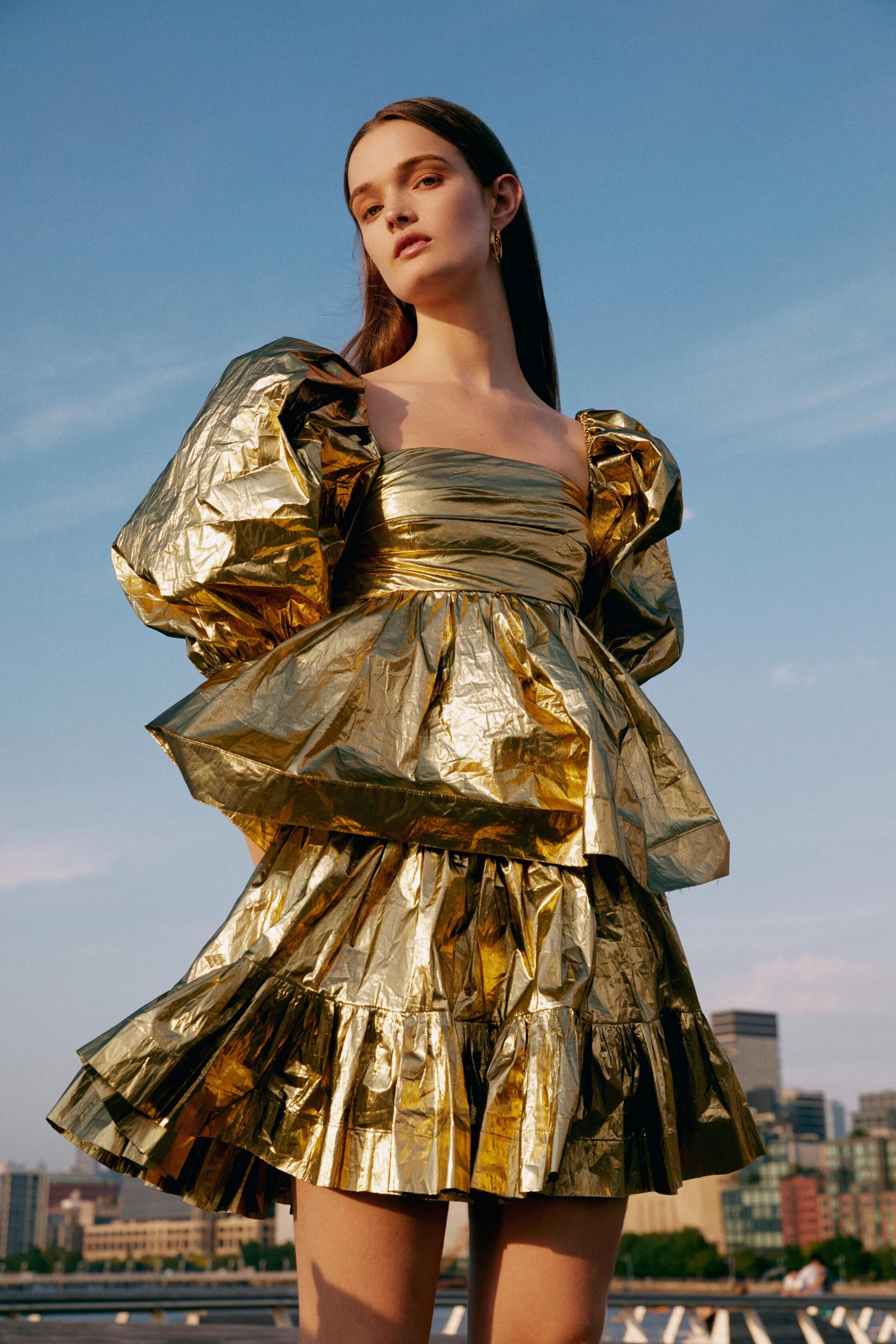 00023-OscardelaRenta-Spring-22-NewYork-credit-brand.jpeg