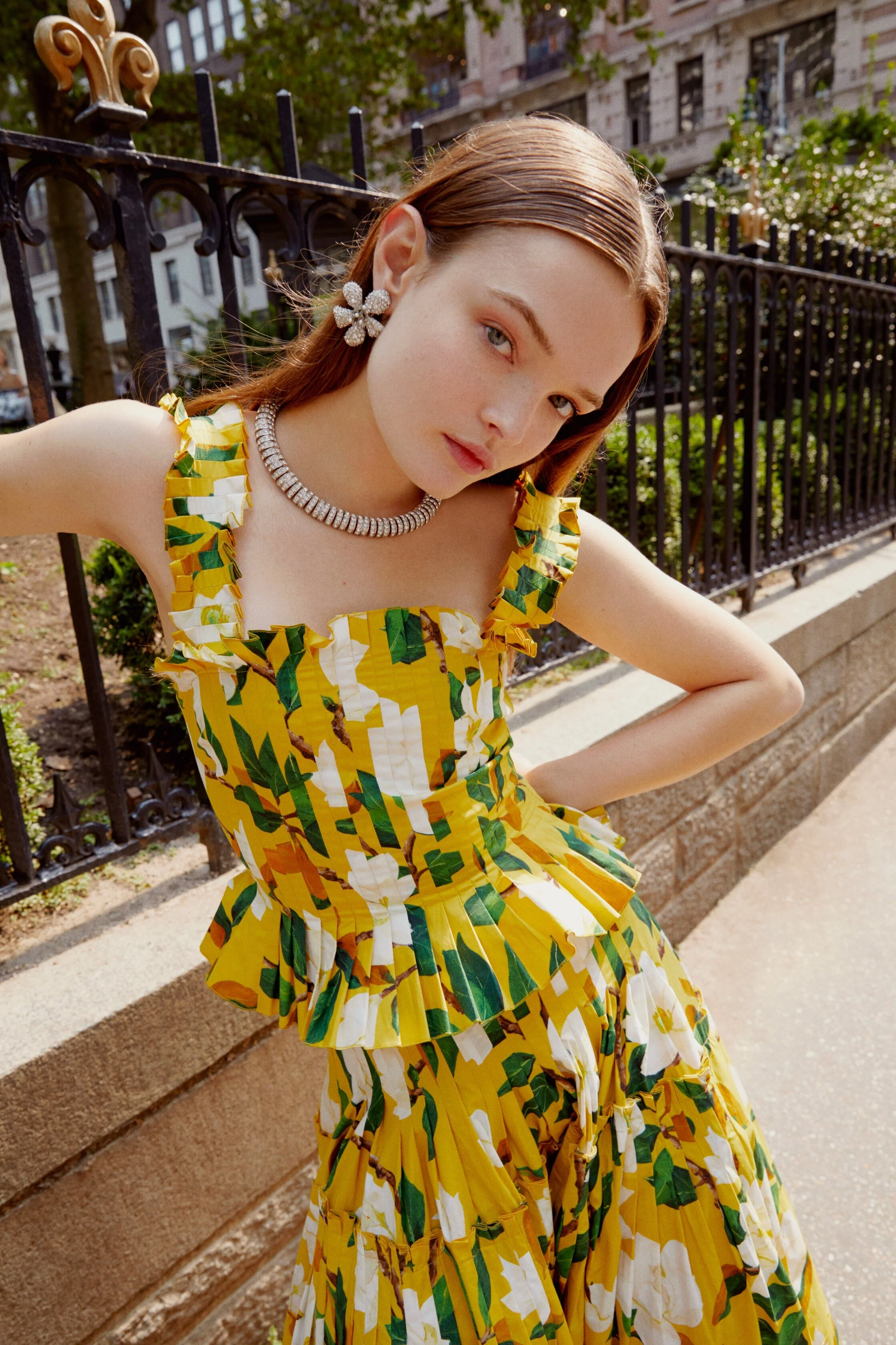 00012-OscardelaRenta-Spring-22-NewYork-credit-brand.jpeg