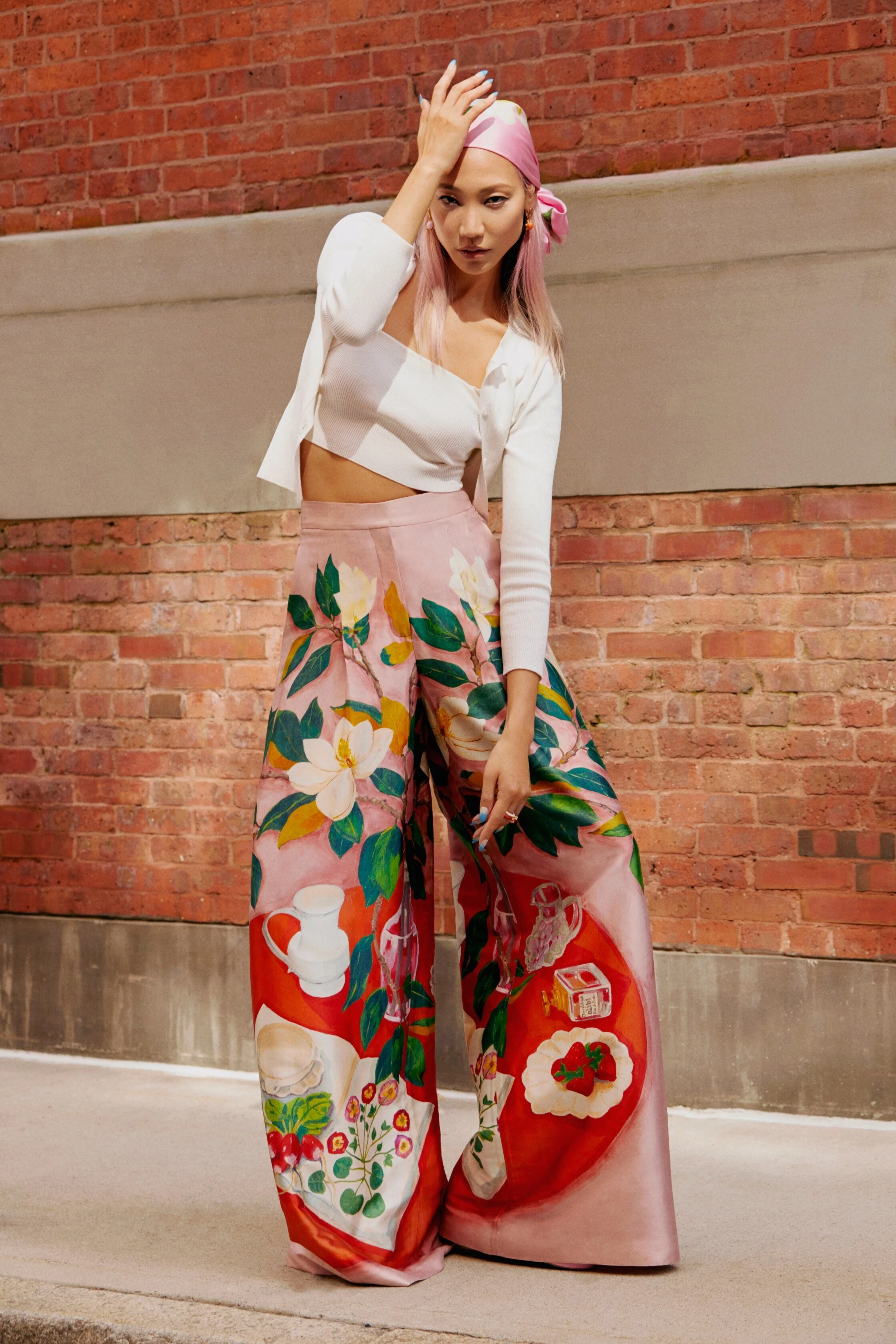 00003-OscardelaRenta-Spring-22-NewYork-credit-brand.jpeg