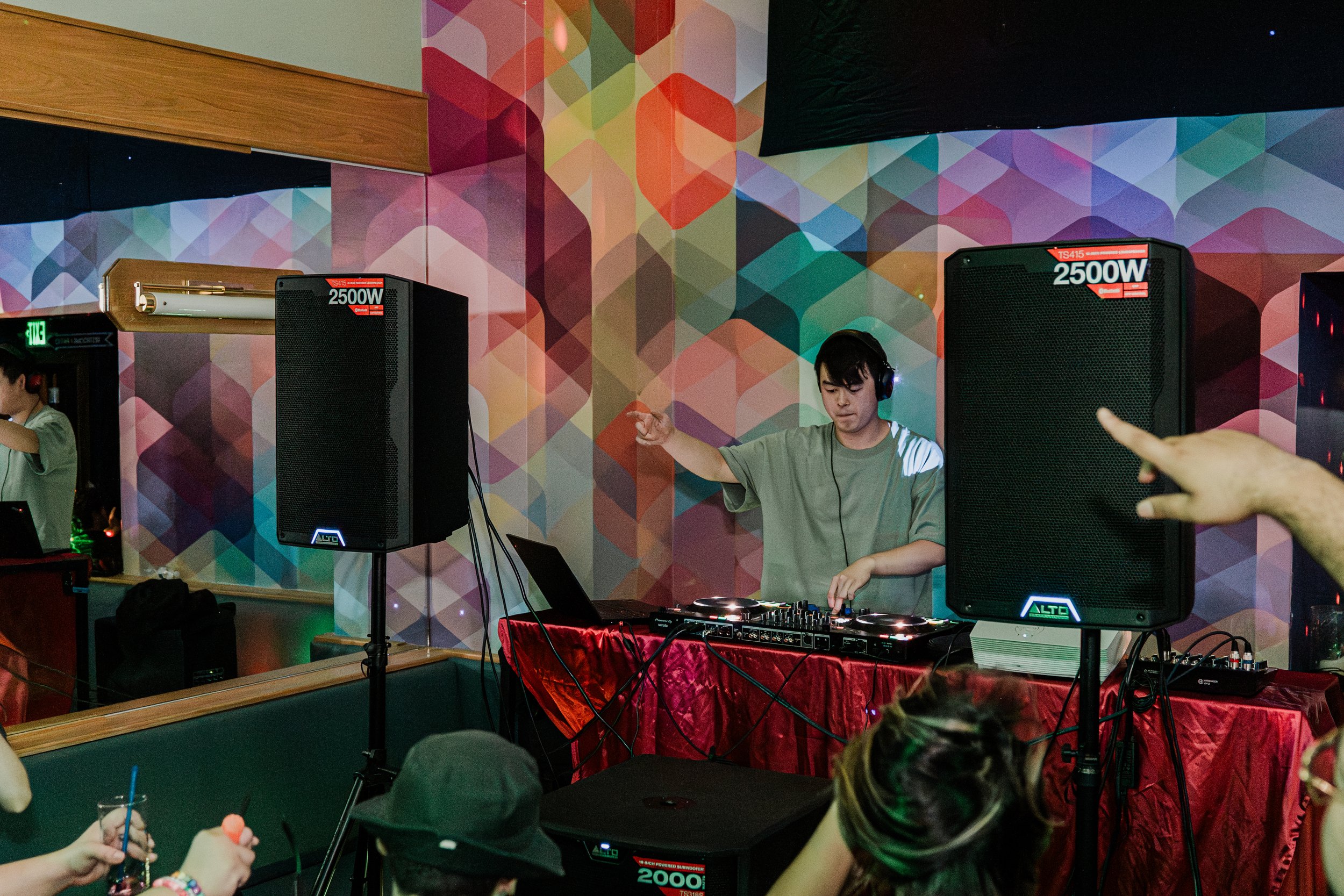 JMN04742-Enhanced-NR.jpg