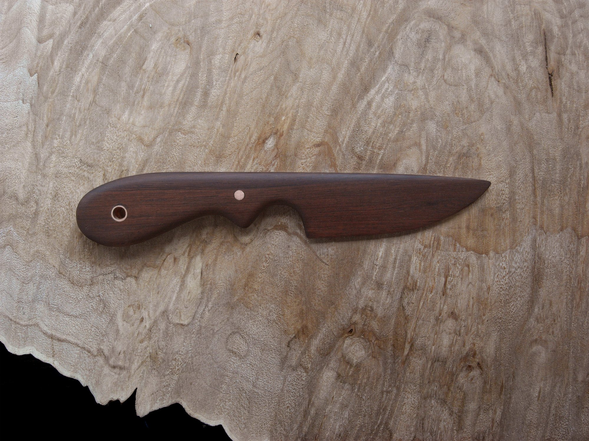Rosewood_Butterknife_2000px.jpg