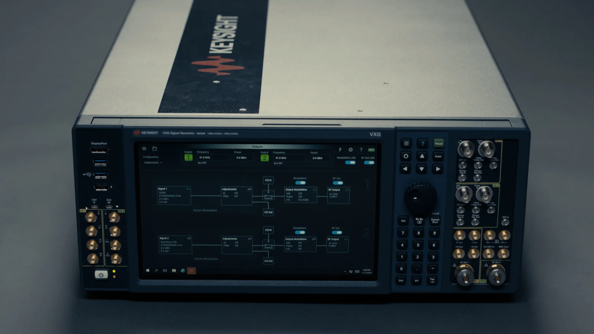 Keysight VXG Signal Generator — Liminal
