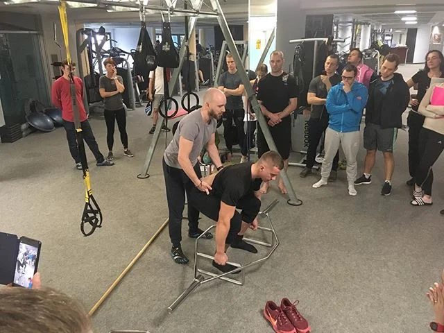 I just spent &ldquo;heavy loaded&rdquo; weekend on course of DNS-Sport (dynamic neuromuscular stabilization, Czech made physiotherapy concept based on developmental physiology- evolving of our motoric system).
.

Techniques based on this concept are 