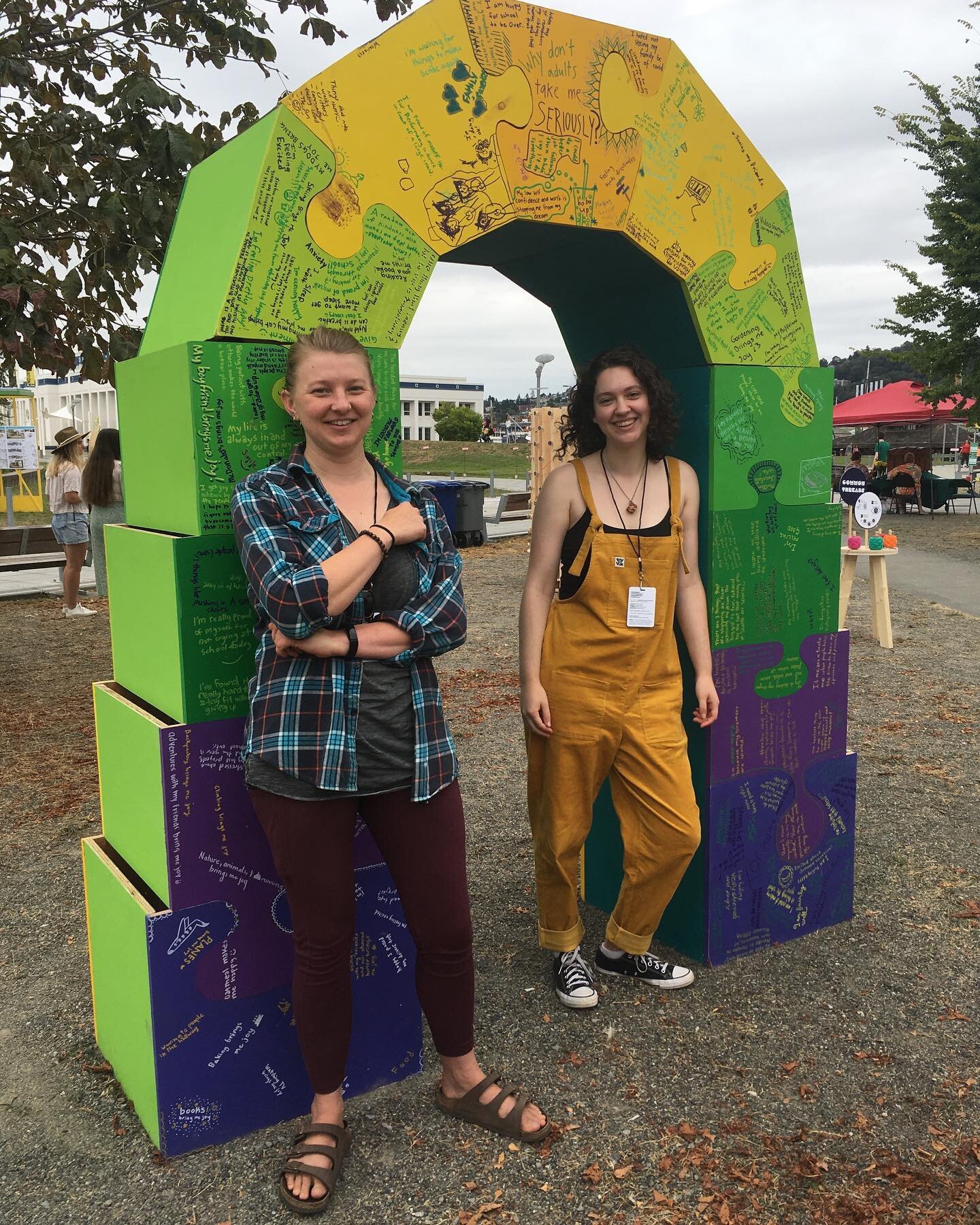 The final form of our community sculpture has come together! 

Come find us at the @seadesignfest today and tomorrow at Lake Union Park!  Here till 7pm :)