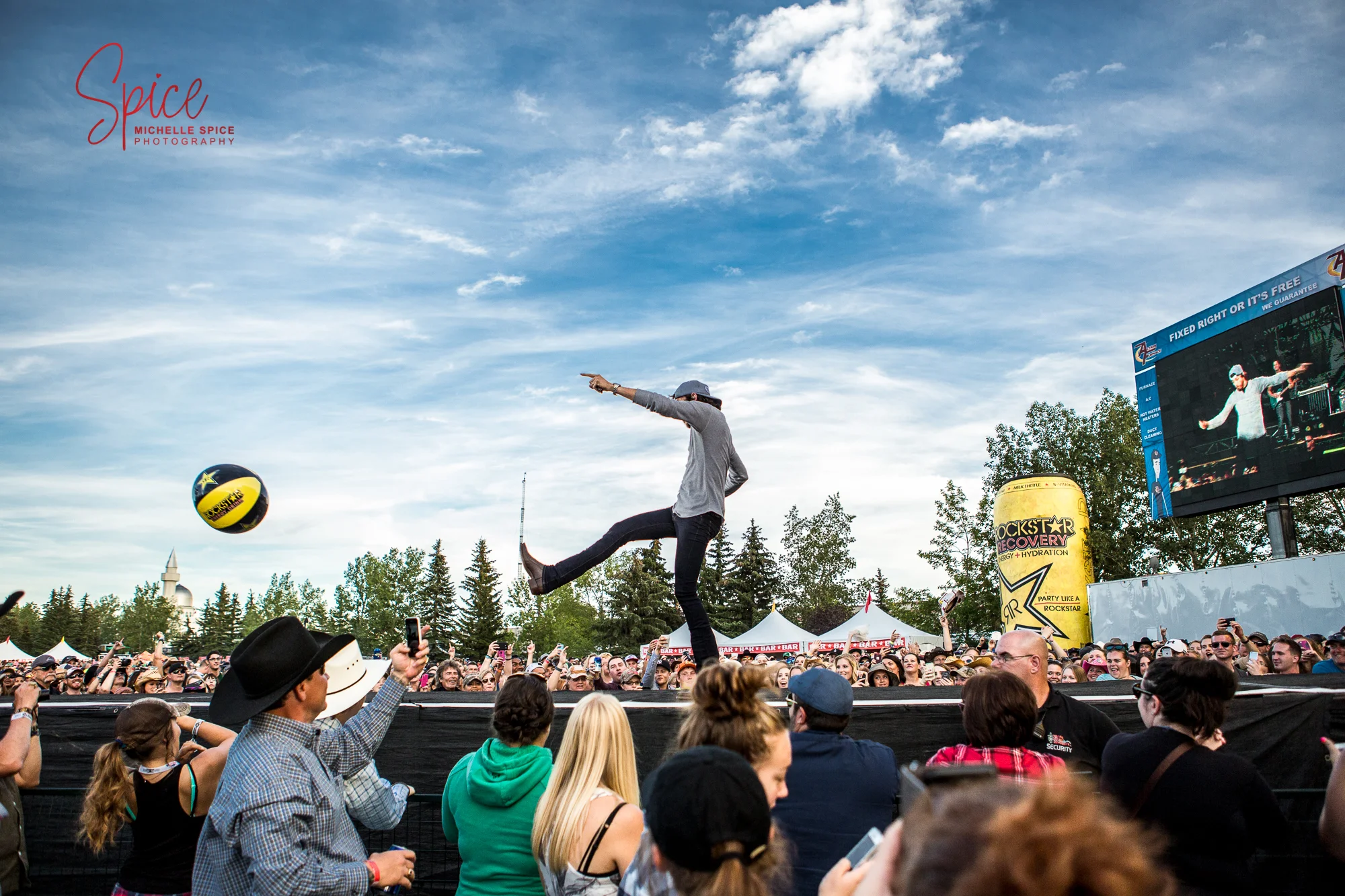 Country Thunder -1-25.jpg