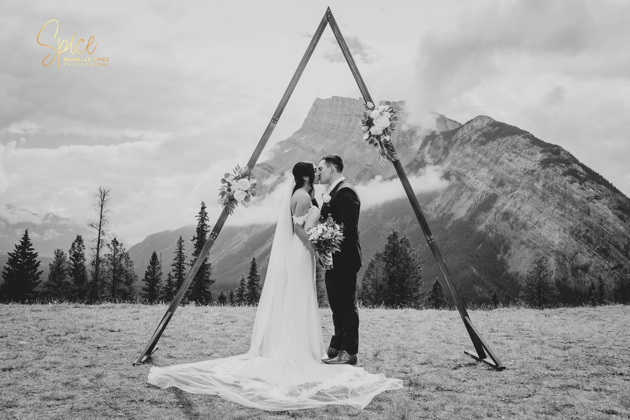 L & E Wedding 2025  -1-32.jpg