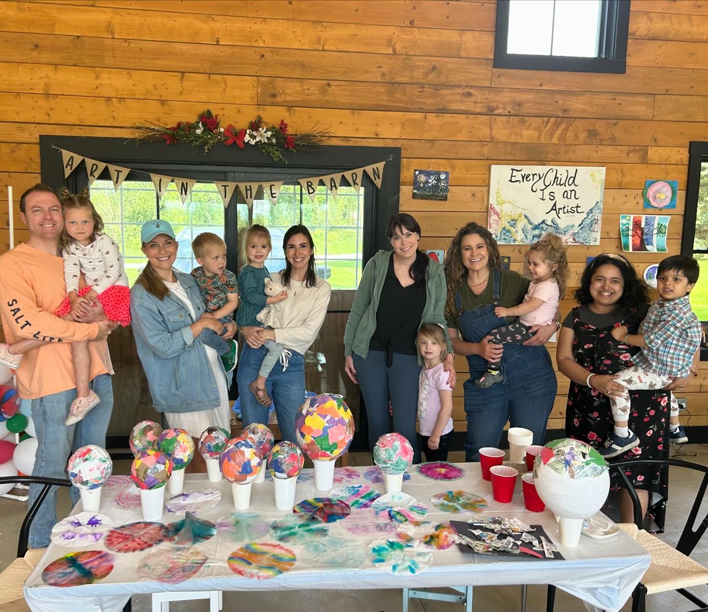 Last weekend our littlest artists made some beautiful centerpieces at @artinthebarn_barrington for our upcoming senior event! 🎨