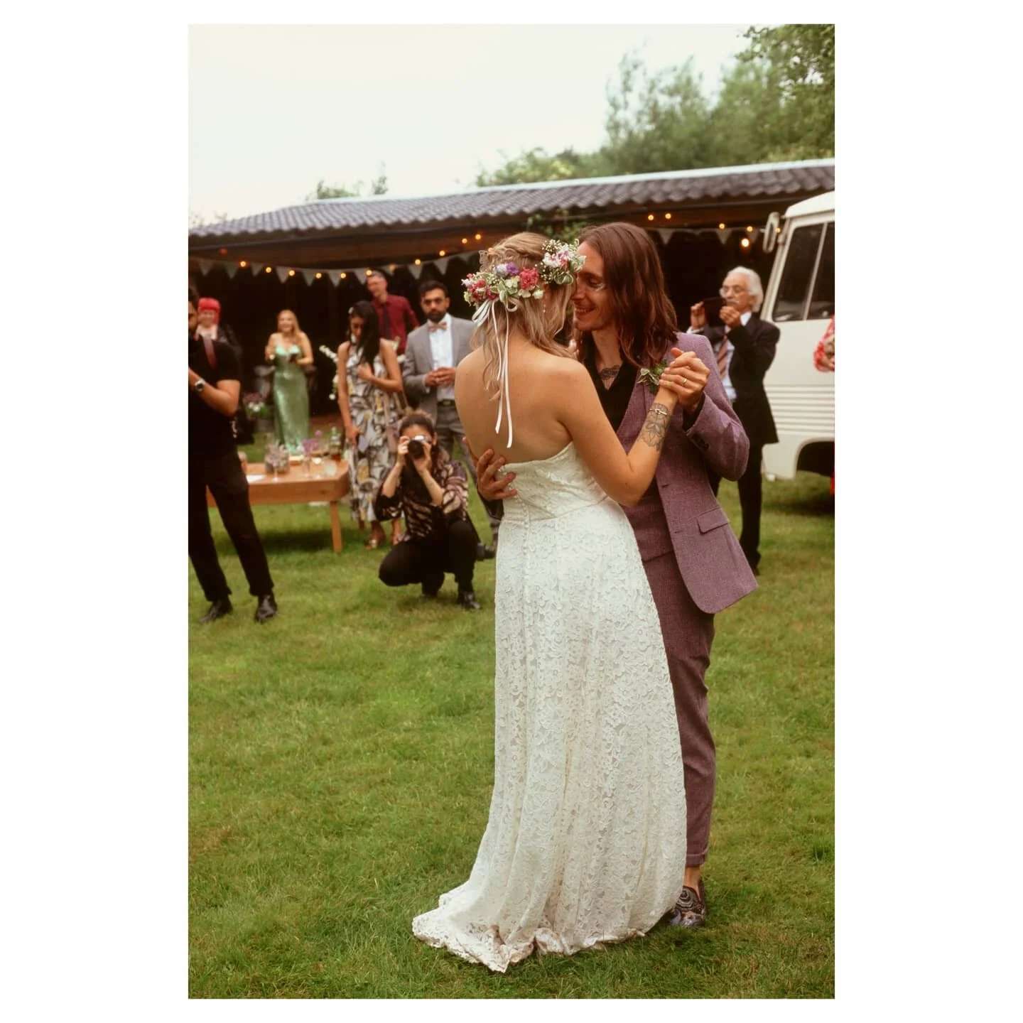 #kodak #portra400 #colourfilm #film #filmisnotdead #filmphotography #kodakportra #analog #analougphotography #photography 
#wedding #firstdance #celebration #brideandgroom #istillshootfilm #weddingdress #weddingdance
#filmcamera #shotonfilm #weddingp
