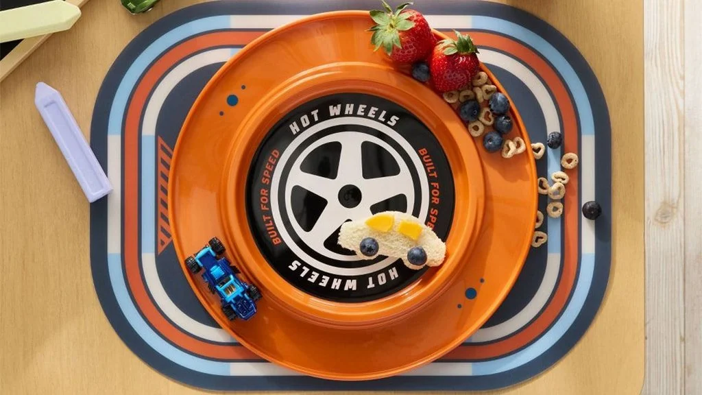 Target_HotWheelsCollectionPlate.jpg