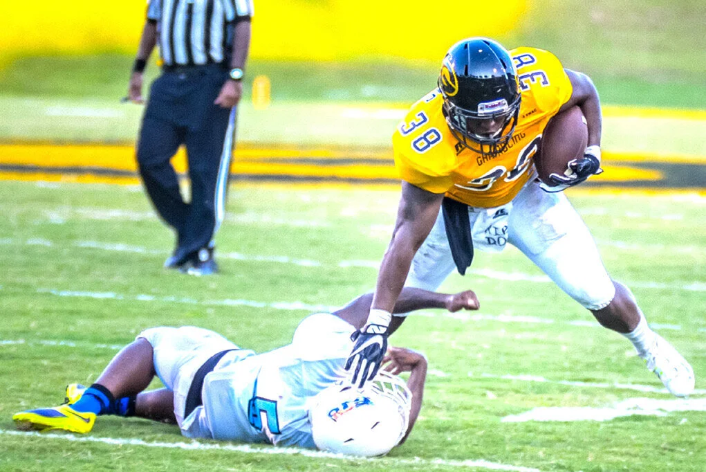GSU+Tigers+with+the+damaging+stiff+arm+(1).jpg