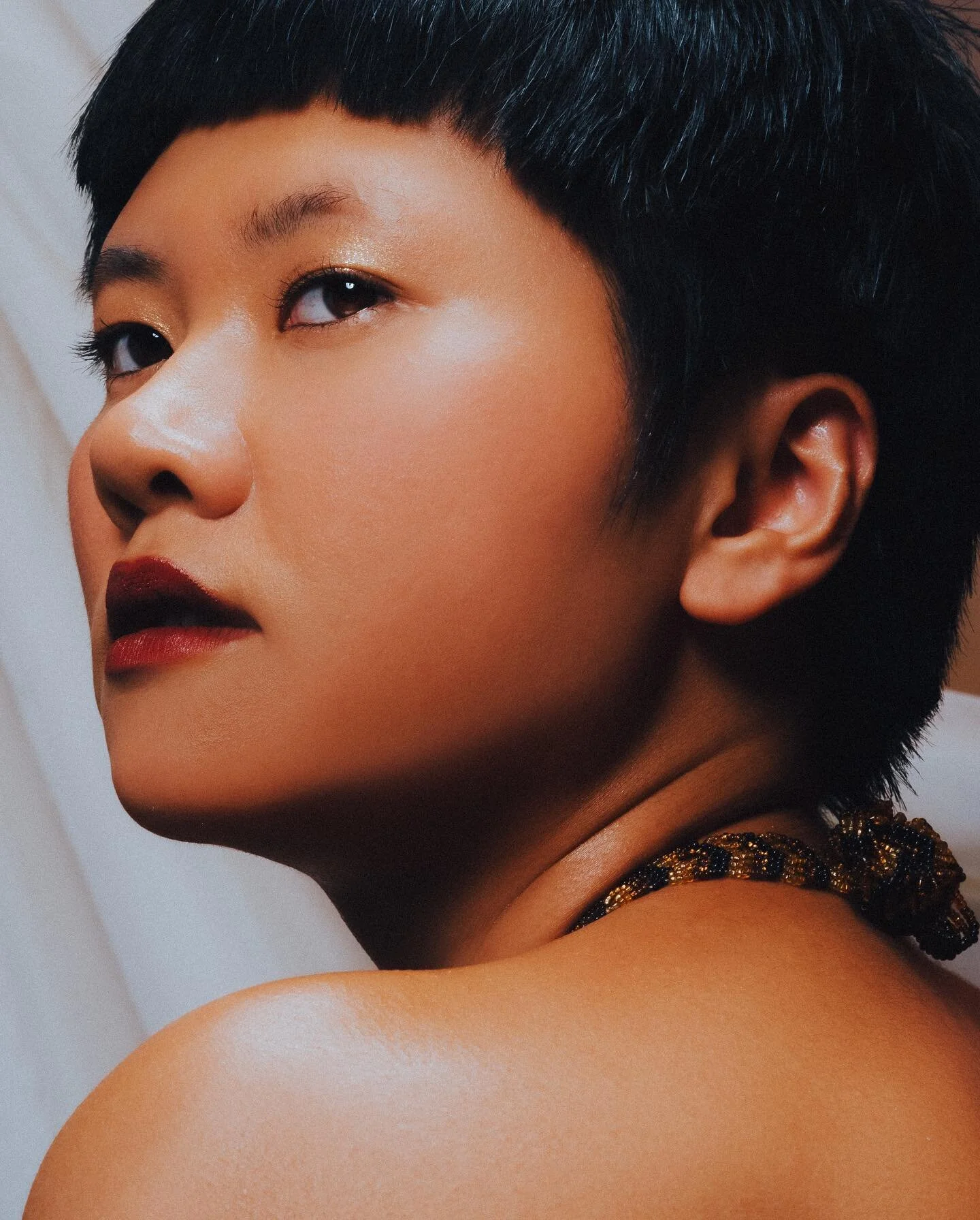 &ldquo;In a portrait, I&rsquo;m looking for the silence in somebody.&rdquo;
&ndash; Henri Cartier-Bresson

Love to the team for making this happen.
Muse &amp; Makeup: @rootfoodmodel 
Lighting grip : @kimjophotos 
Creative director: @miodaddi

#portra