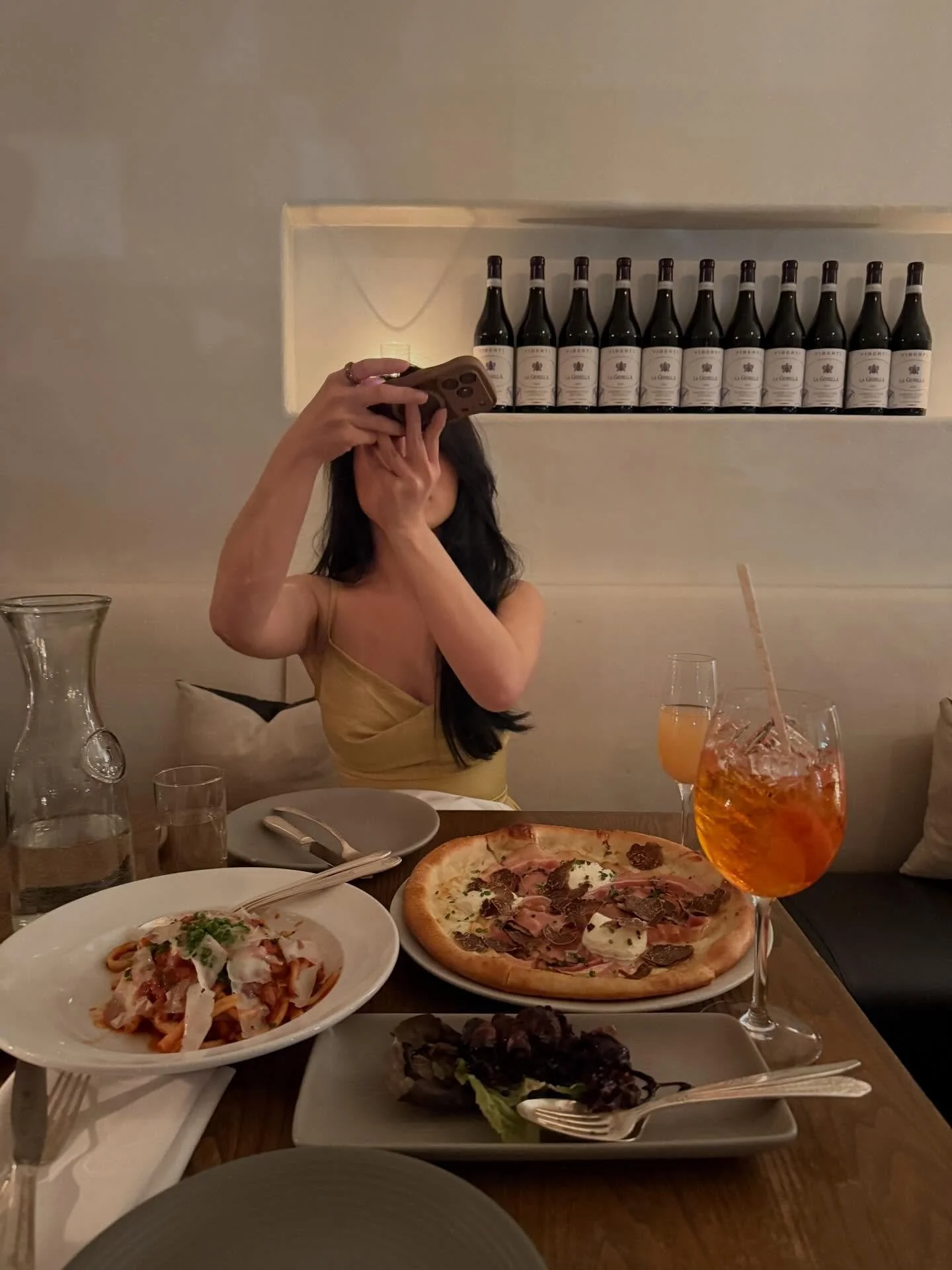 Feeding the feed 🍕 

📷 @cindyyeeah