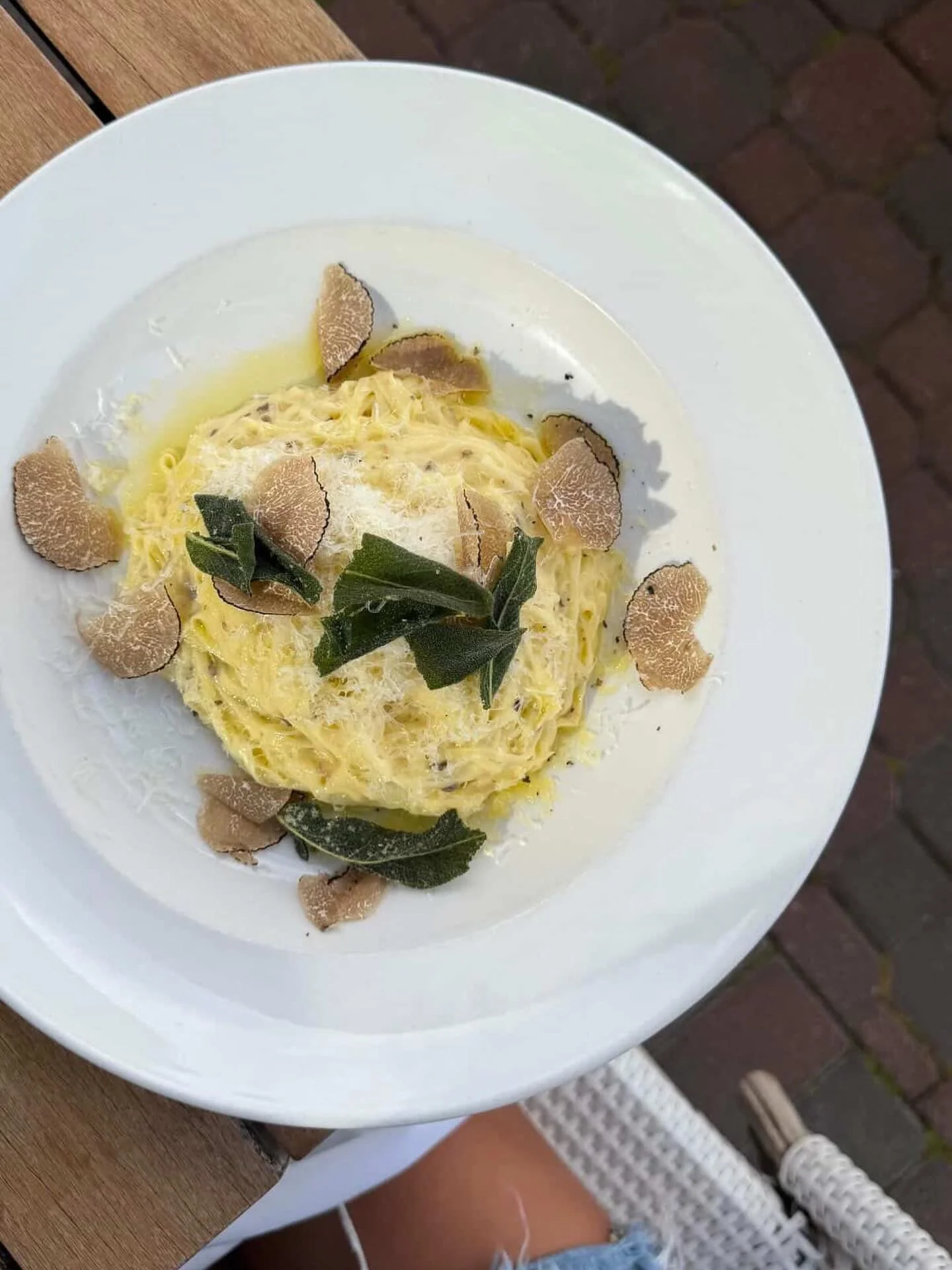 If you can&rsquo;t make it to Italy, we&rsquo;re here for you. Summer weather, summer shorts and summer truffles. Watch the boats come and go and it&rsquo;s almost as if you&rsquo;re across the globe. For now. 

📷 @christinatrinh_eats