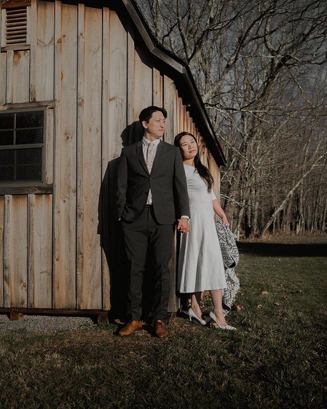 Small wedding and elopement couples, I see you 👀 love shooting these intimate ones because you get more time with the couple!
.
.
.
.
#portraitmode #moodyportraits #elopement #newjerseywedding #thatsdarling #weddingstory #elopementphotography #belov