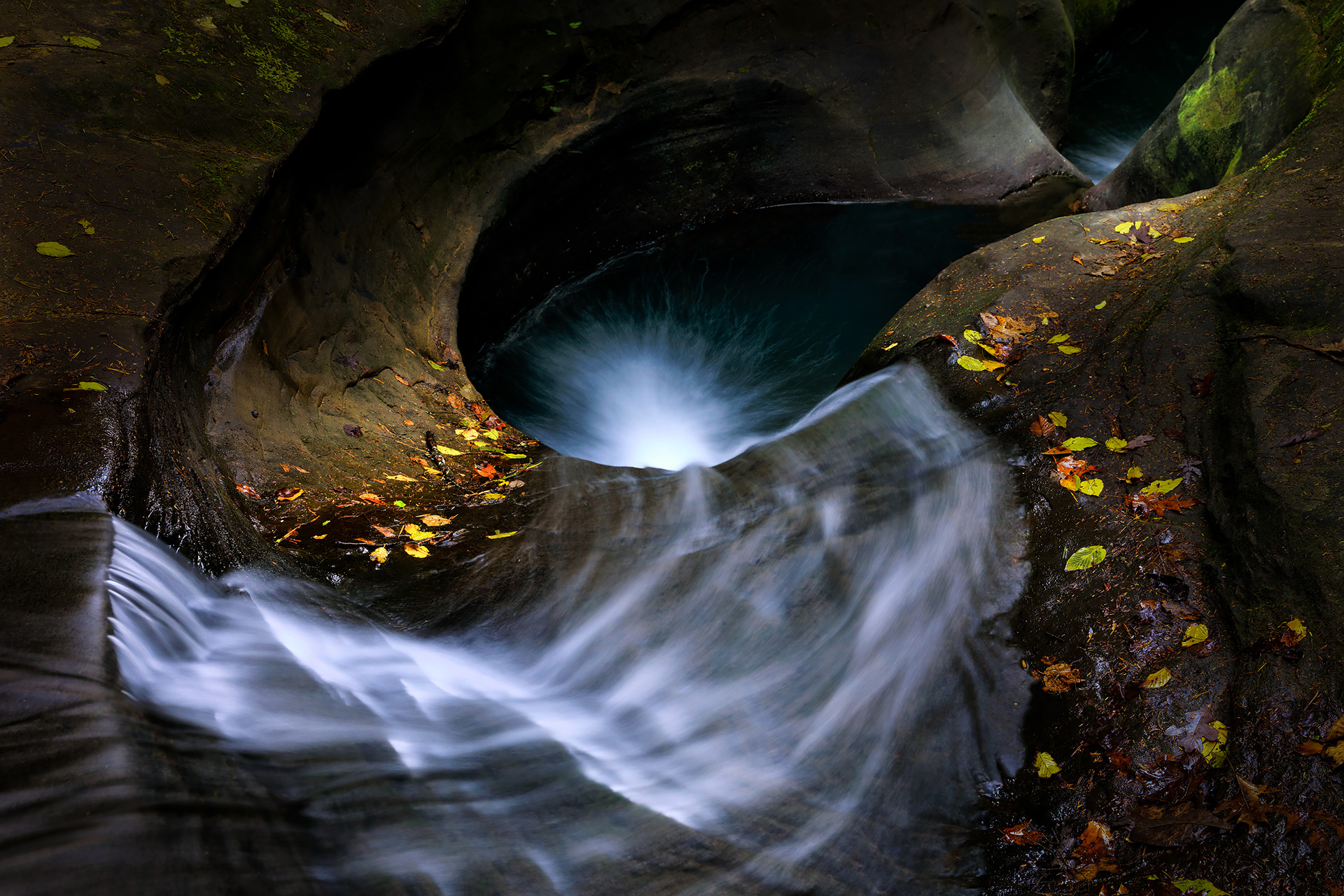 Hocking-Hills-Fall-2018-0857-web.jpg