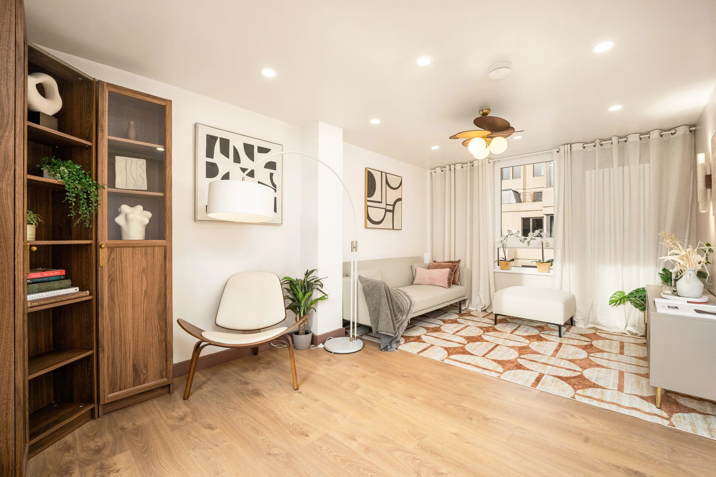 2-Living Room (6).jpg