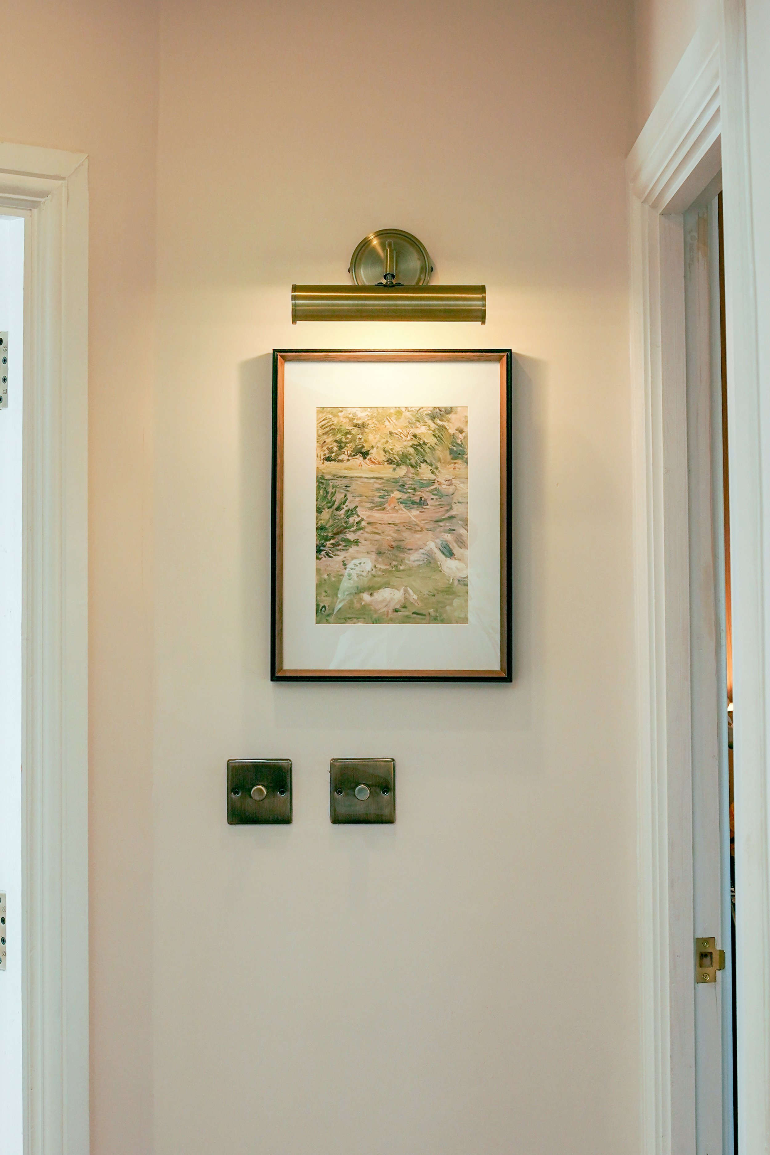 21a Eton Place - 1 Hallway (4).jpg